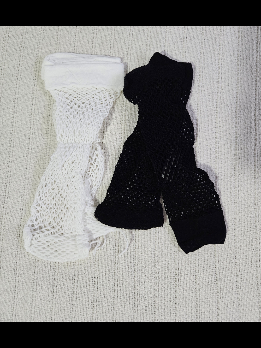 2 Pairs Of Fishnet Mesh Ankle Socks